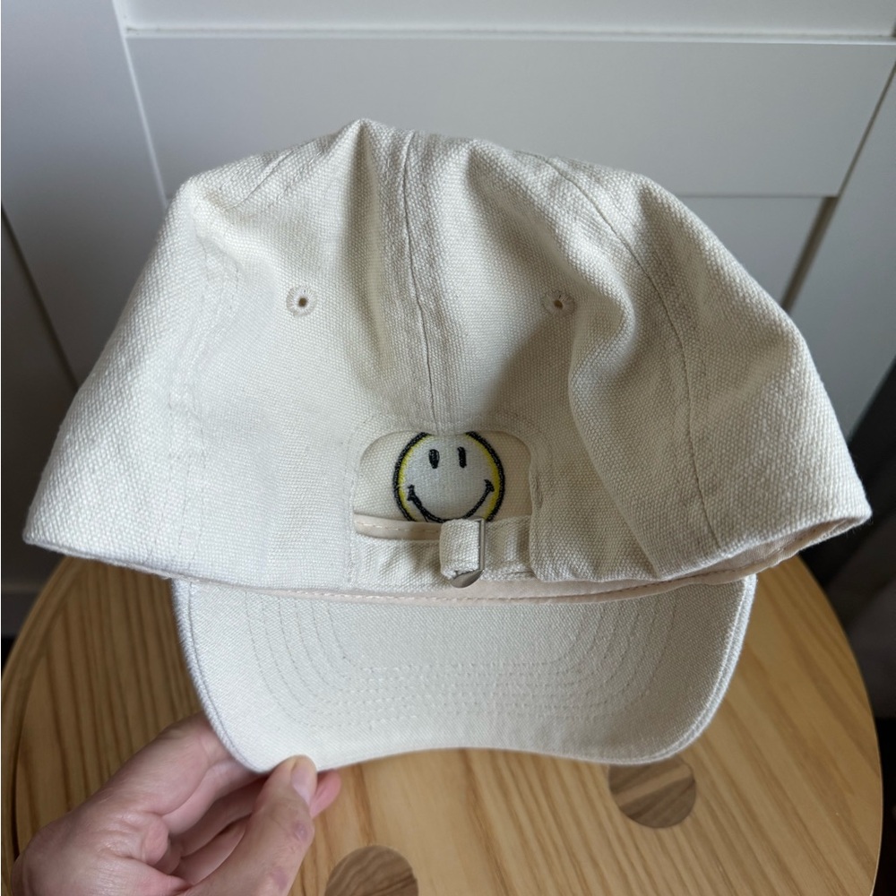 Smiley Hat - Picture 2 of 3
